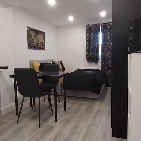אורפינגטון Stylish Home From Home מראה חיצוני תמונה
